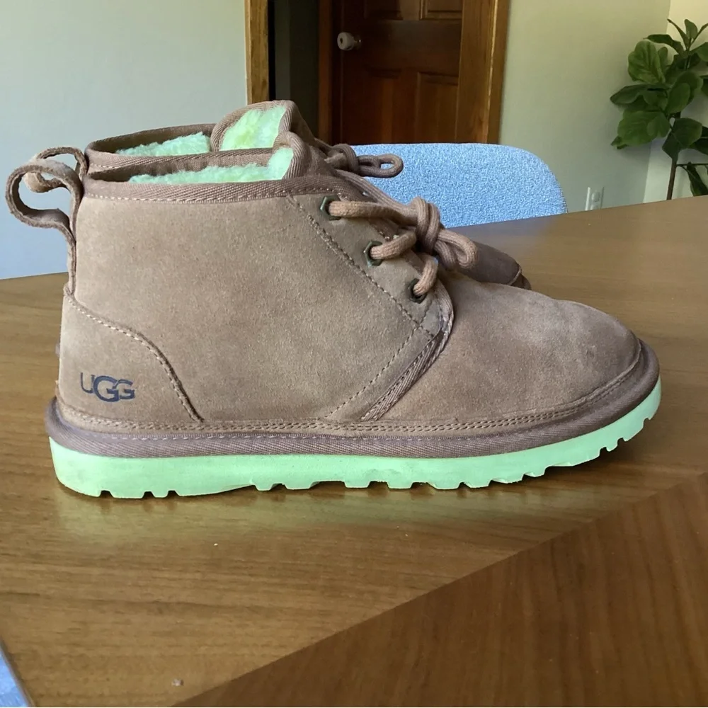 ‼️BF SALE‼️UGG Neumal Chestnut Brown Boots with  Lime Green Bottoms - Picture 3 of 10